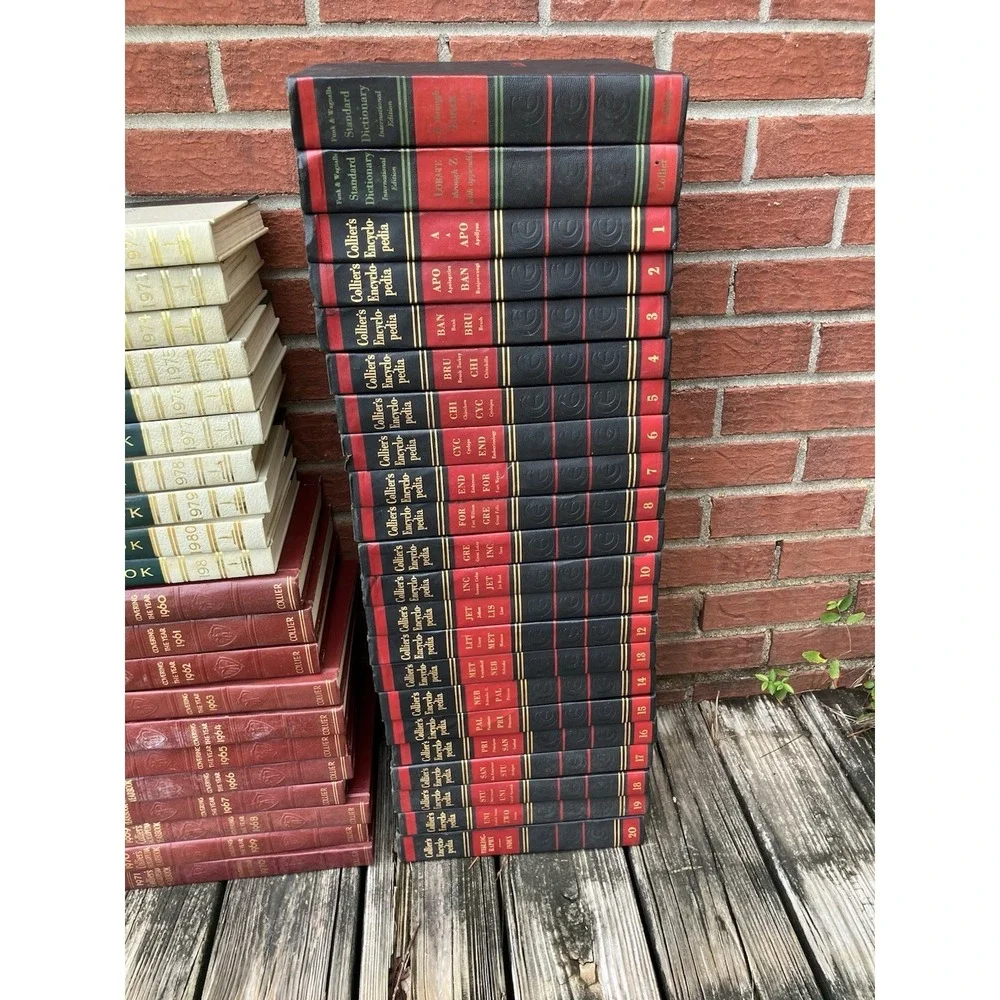 Massive Academia Lot!! VTG World Book Encyclopedia,Collier's Encyclopedia, Etc